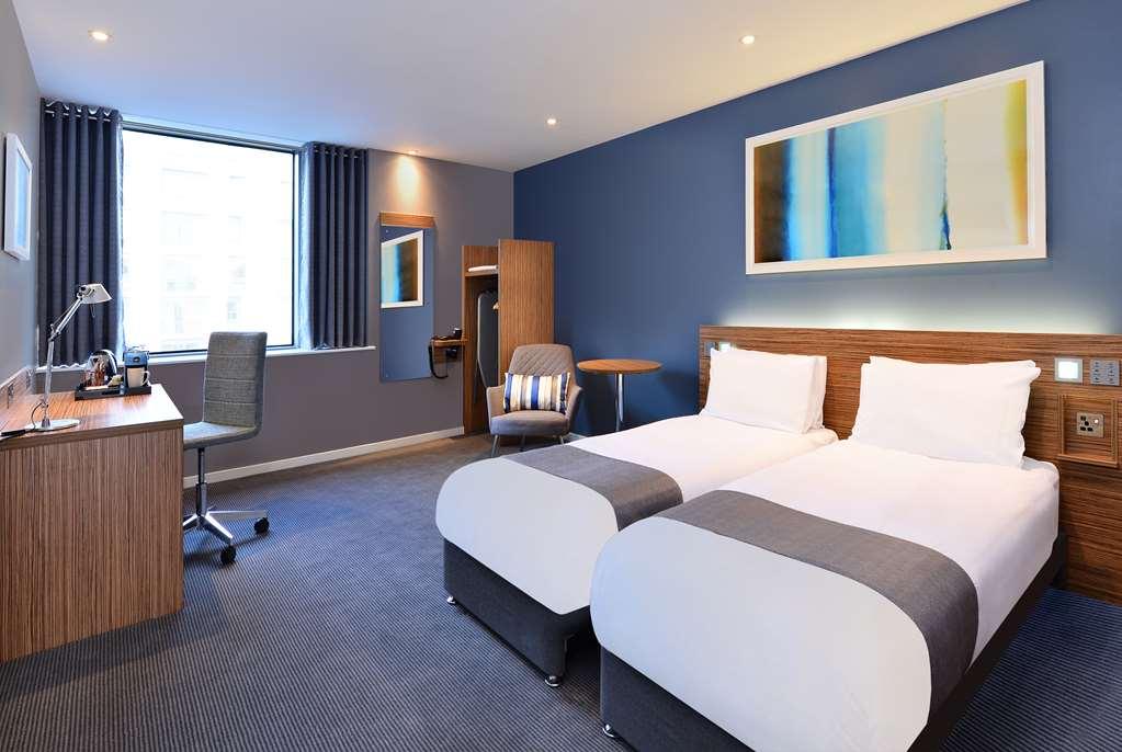 Travelodge London Euston Номер фото