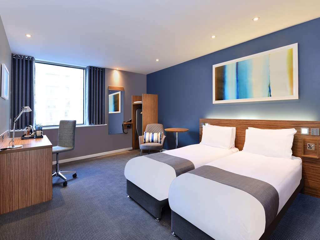 Travelodge London Euston Номер фото